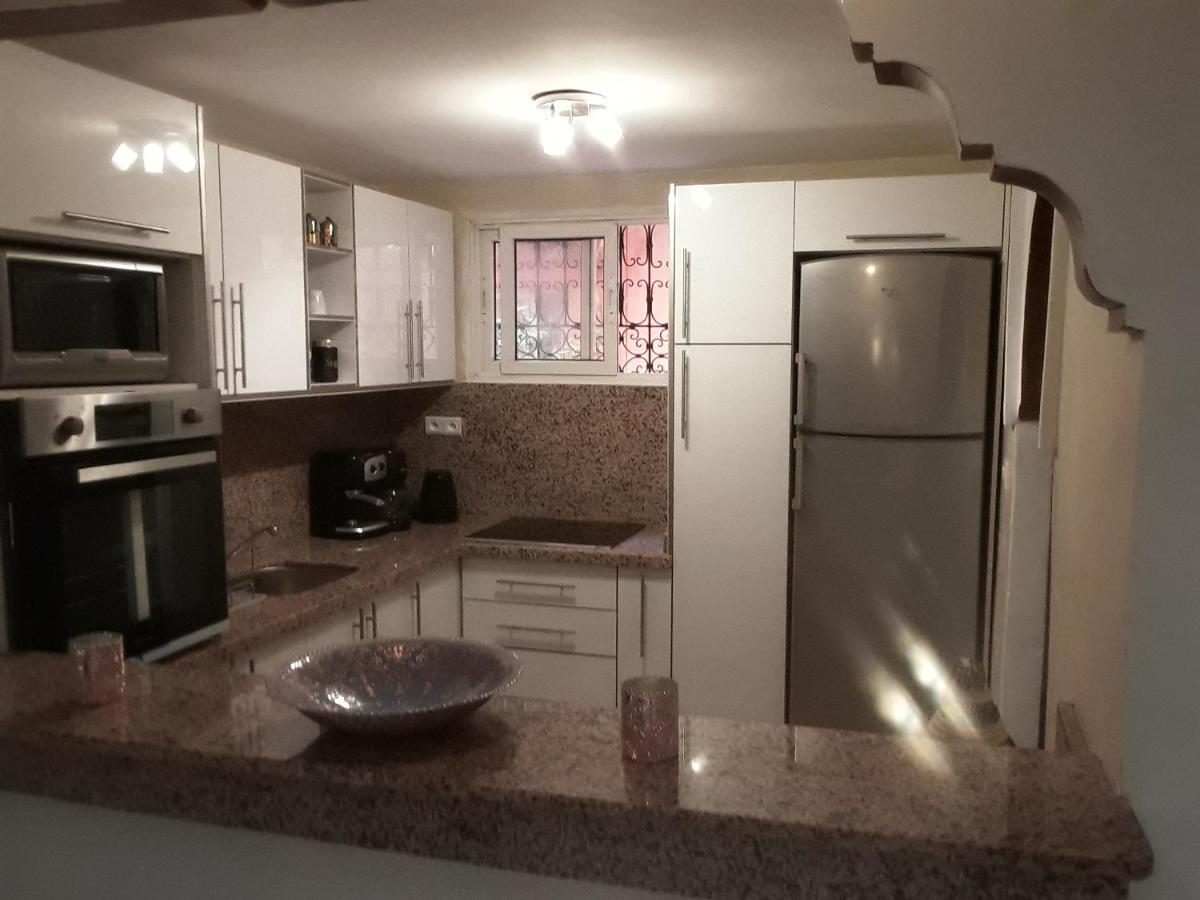 Un Riad pour se divertir en famille&se détendre Marrakesh Esterno foto